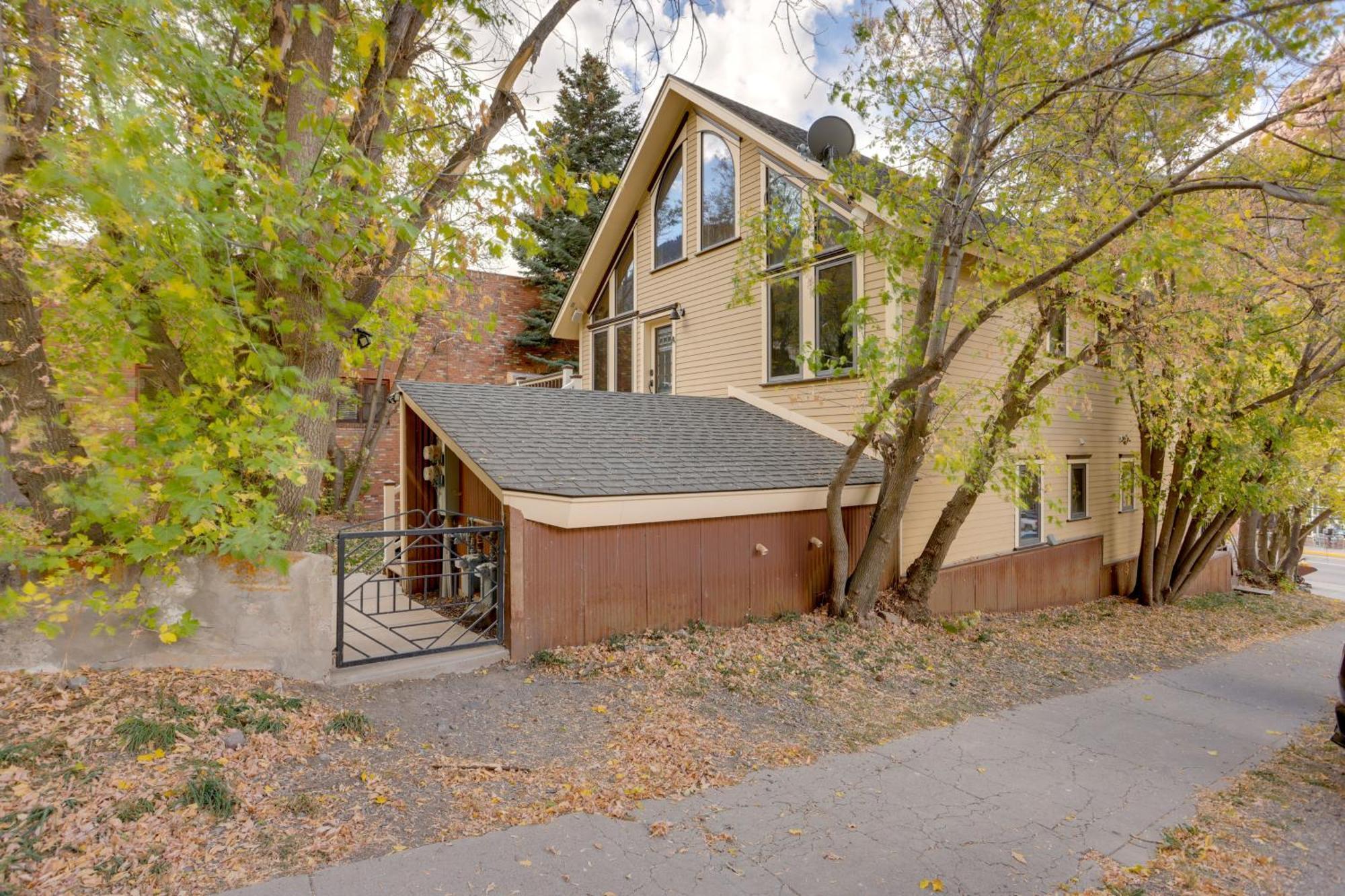 On Main Street Ouray Getaway With Mountain Views! Villa Luaran gambar